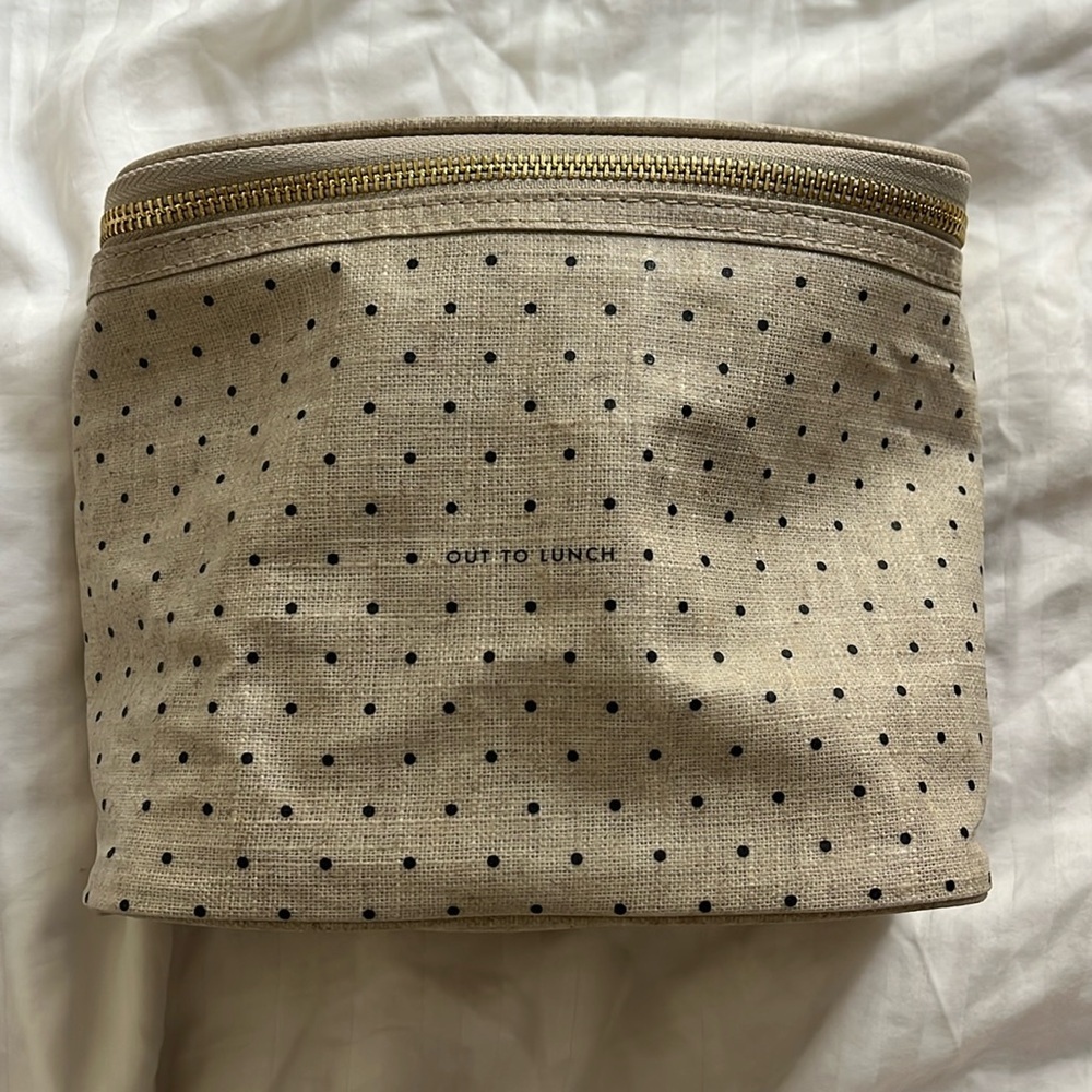 Kate Spade Out to Lunch small handle lunch bag POLKA DOT  EUC